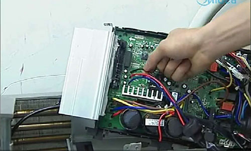 昭苏美的空调电话是多少